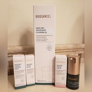 Biossance Squalane + Antioxidant Cleansing Oil PLUS samples